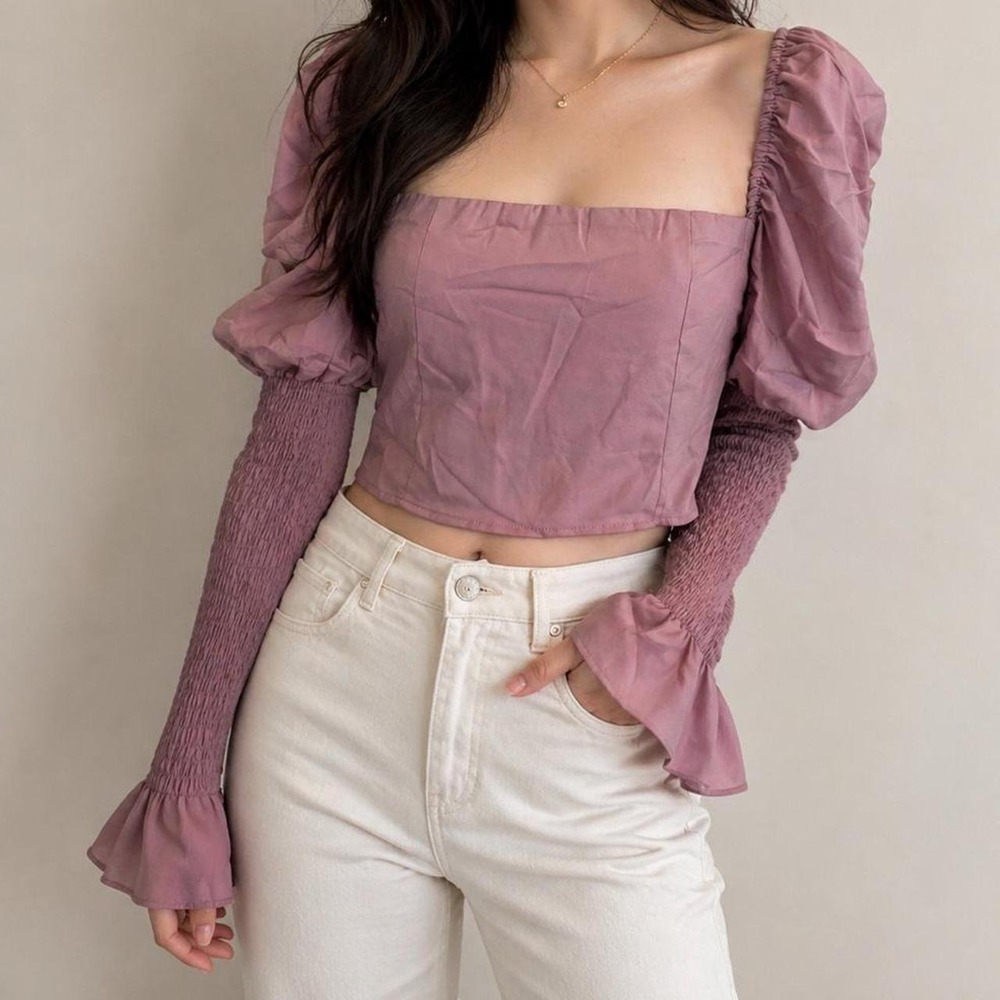 Dusty Rose Puff‎ Sleeve Smocked Crop Top 🌸✨